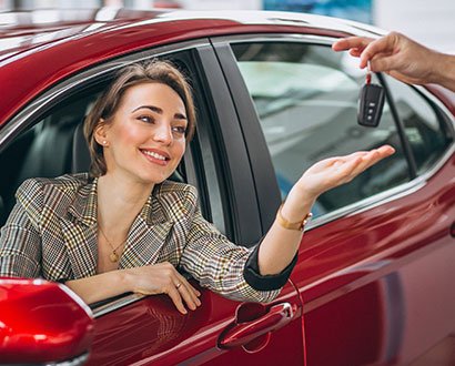 Customer receiving support with a loan car in Melbourne